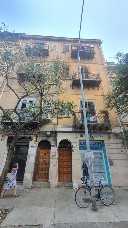 Casa Beatrice Affittacamere - Dante Palermo Buitenkant foto
